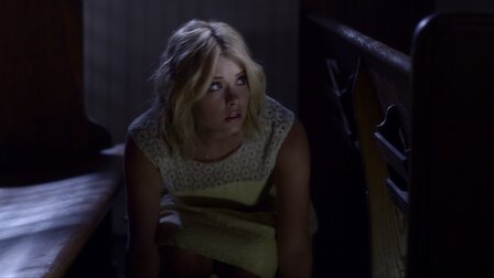 Production still from Pretty Little Liars season 3