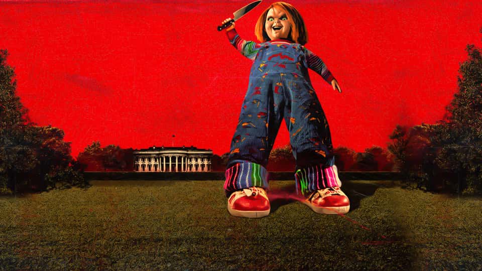 Chucky season 3 transcripts feature image with Chucky holding a knife against a blood-red painted background standing on the front lawn of the White House.