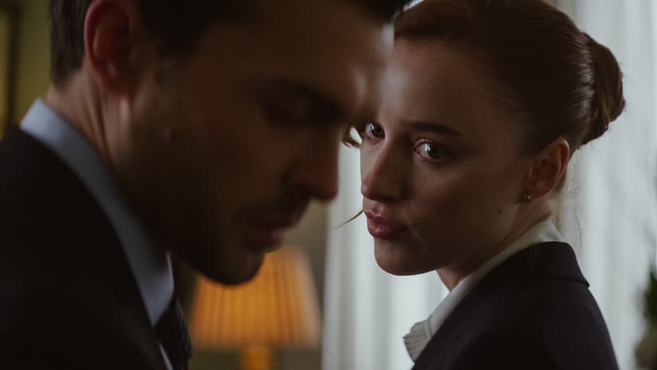Fair Play screenplay hero image with Phoebe Dynevor and Alden Ehrenreich pictured.