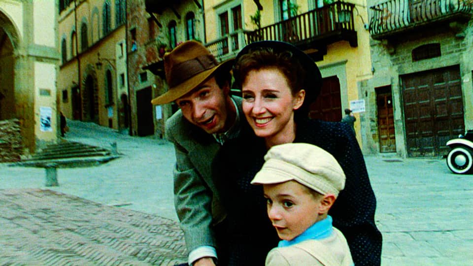 Still image from the movie 'Life Is Beautiful' representing the screenplay.