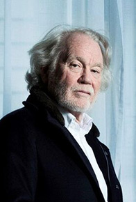 Image of Terry Hayes.